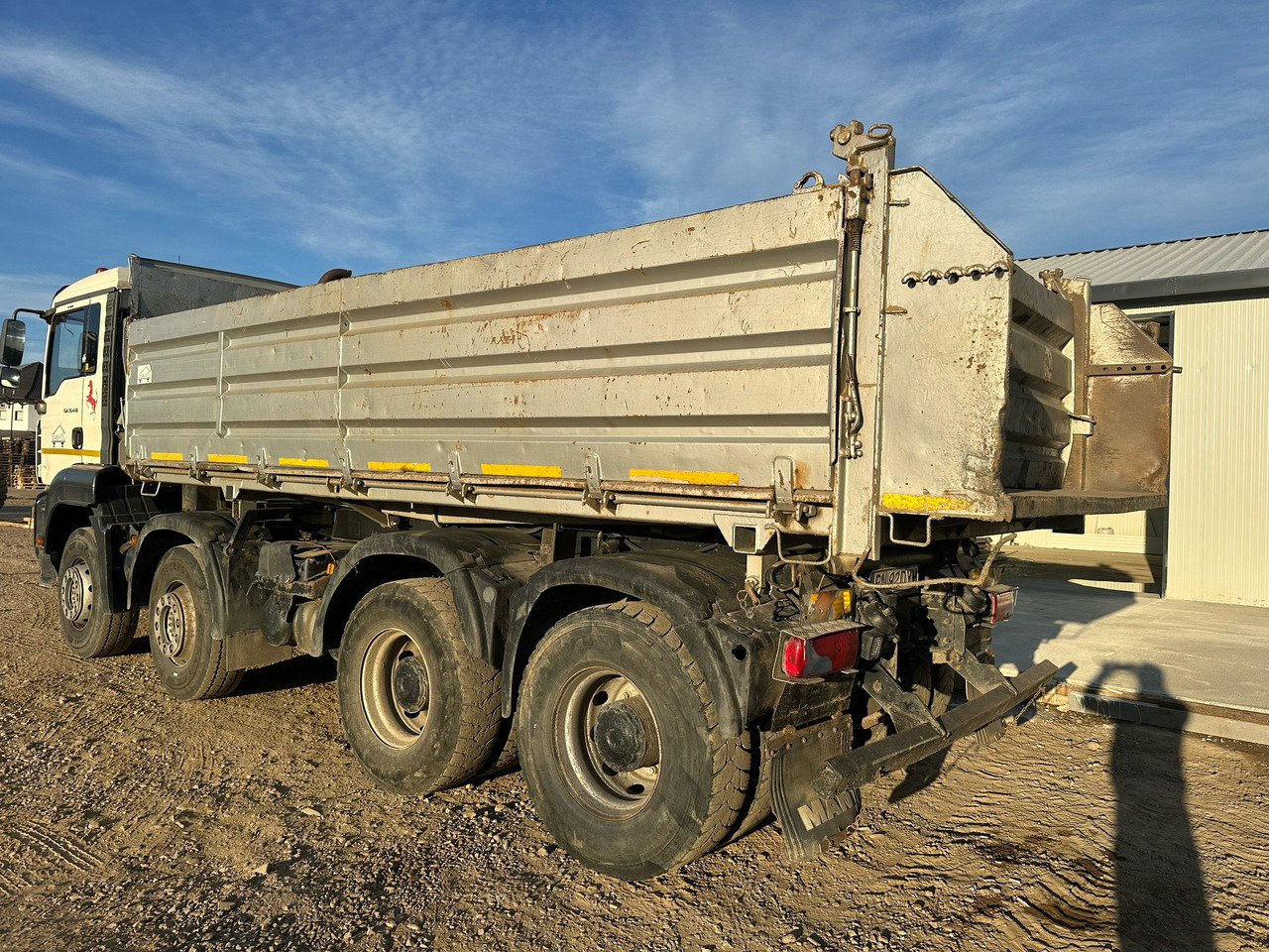 MAN TGA 35.430 Tipper - Kipper vrachtwagen: afbeelding 4 MAN TGA 35.430 Tipper - Kipper vrachtwagen: afbeelding 4