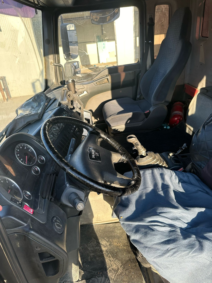 MAN TGA 35.430 Tipper - Kipper vrachtwagen: afbeelding 2 MAN TGA 35.430 Tipper - Kipper vrachtwagen: afbeelding 2
