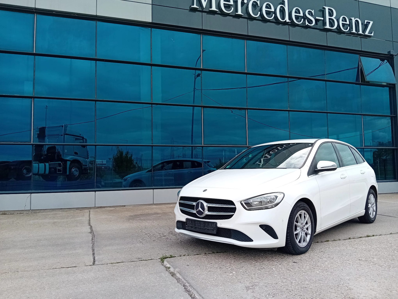 Mercedes-Benz B 180d, TOP !!! - Sedan: afbeelding 1 Mercedes-Benz B 180d, TOP !!! - Sedan: afbeelding 1