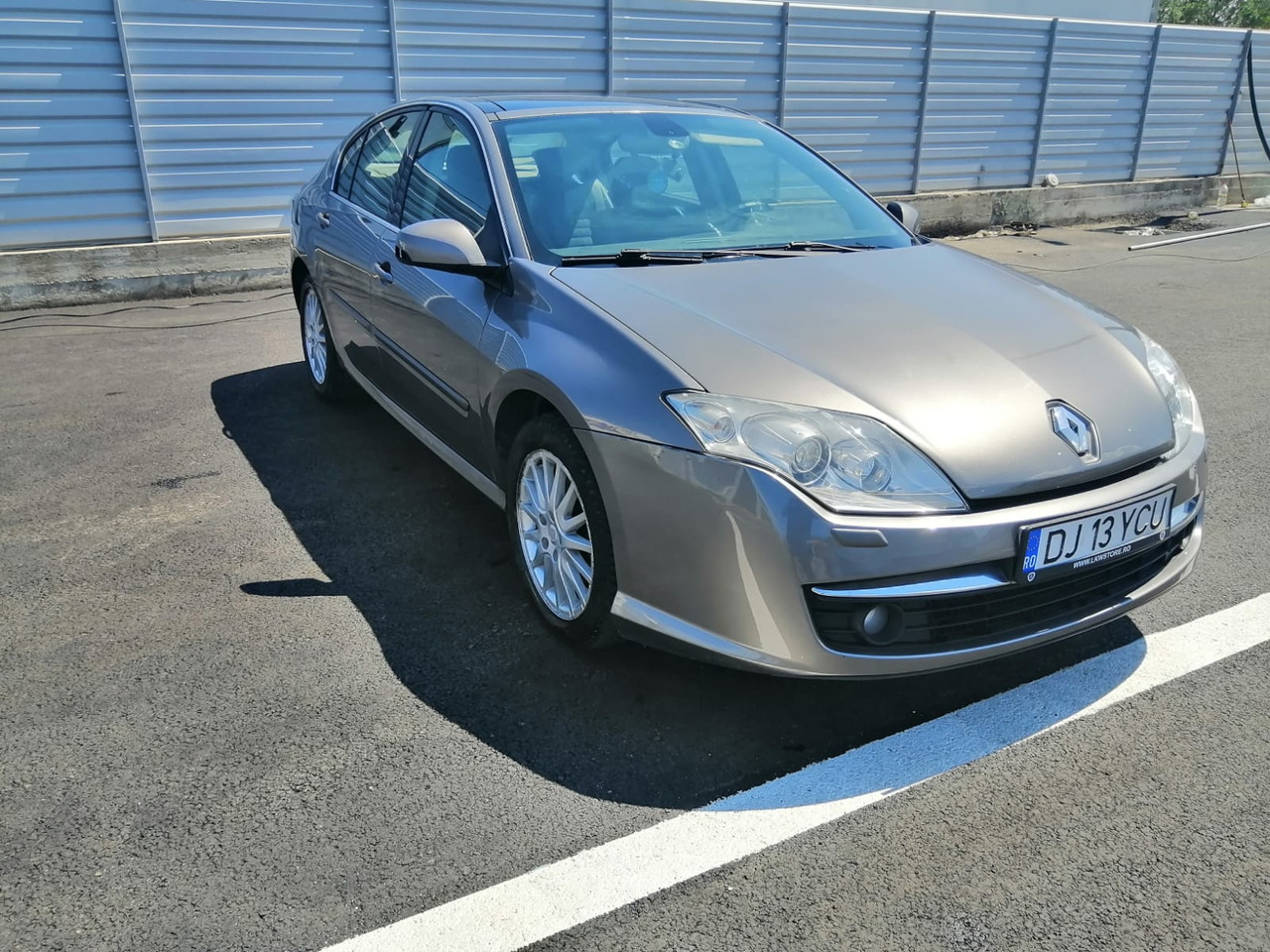 RENAULT LAGUNA 3 HATCHBACK - Personenwagen: afbeelding 3 RENAULT LAGUNA 3 HATCHBACK - Personenwagen: afbeelding 3