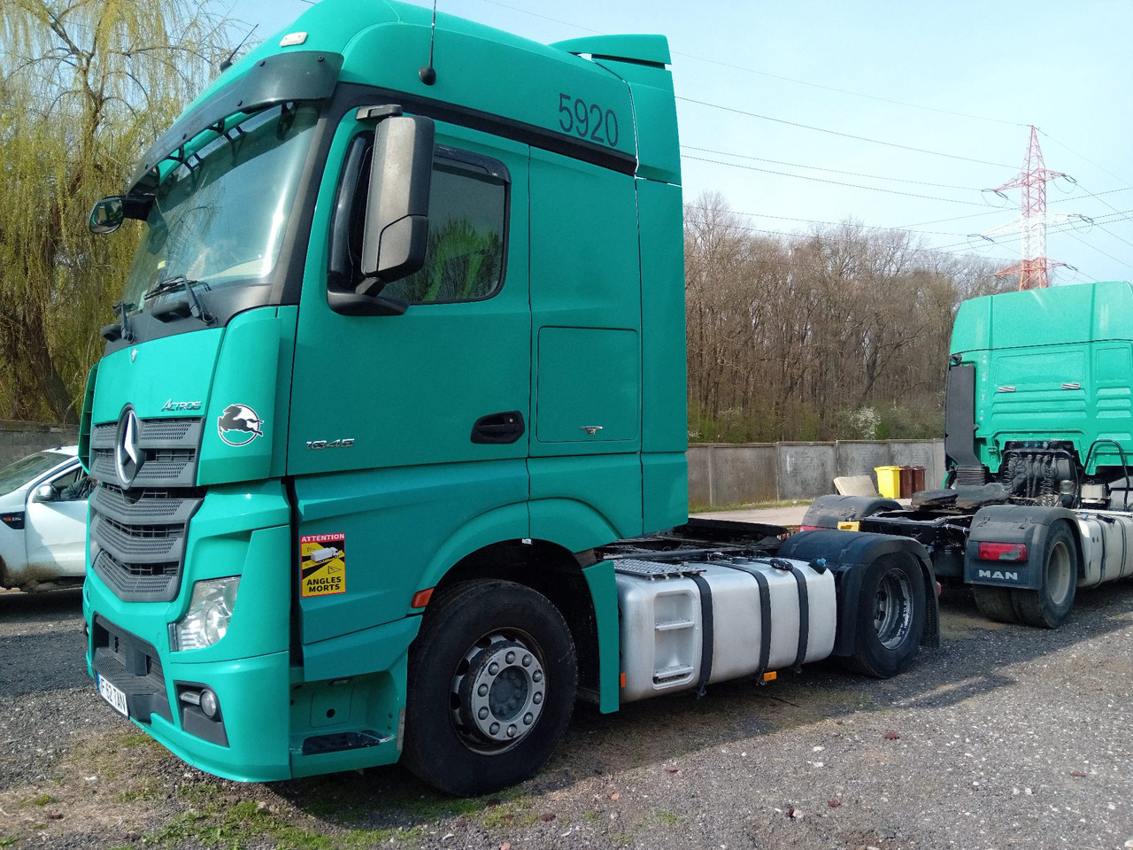 Mercedes-Benz Actros 18.45 - Trekker: afbeelding 2 Mercedes-Benz Actros 18.45 - Trekker: afbeelding 2