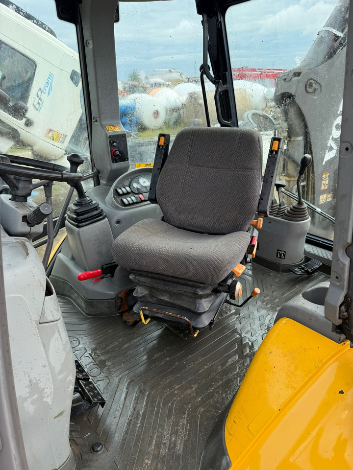 VOLVO BL71 Backhoe Loader - Graaflaadmachine: afbeelding 5 VOLVO BL71 Backhoe Loader - Graaflaadmachine: afbeelding 5