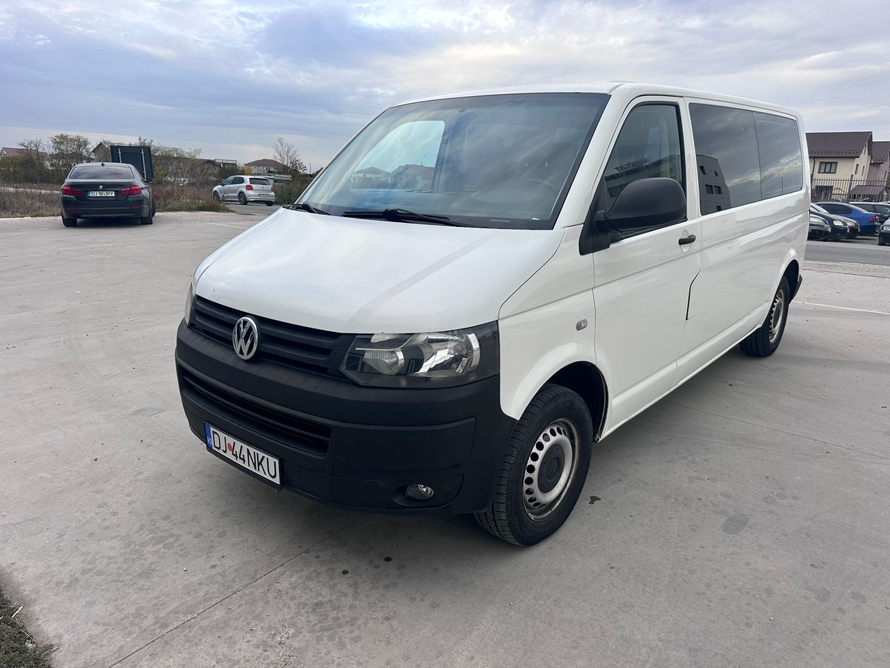 Volkswagen Transporter - Personenwagen: afbeelding 1 Volkswagen Transporter - Personenwagen: afbeelding 1