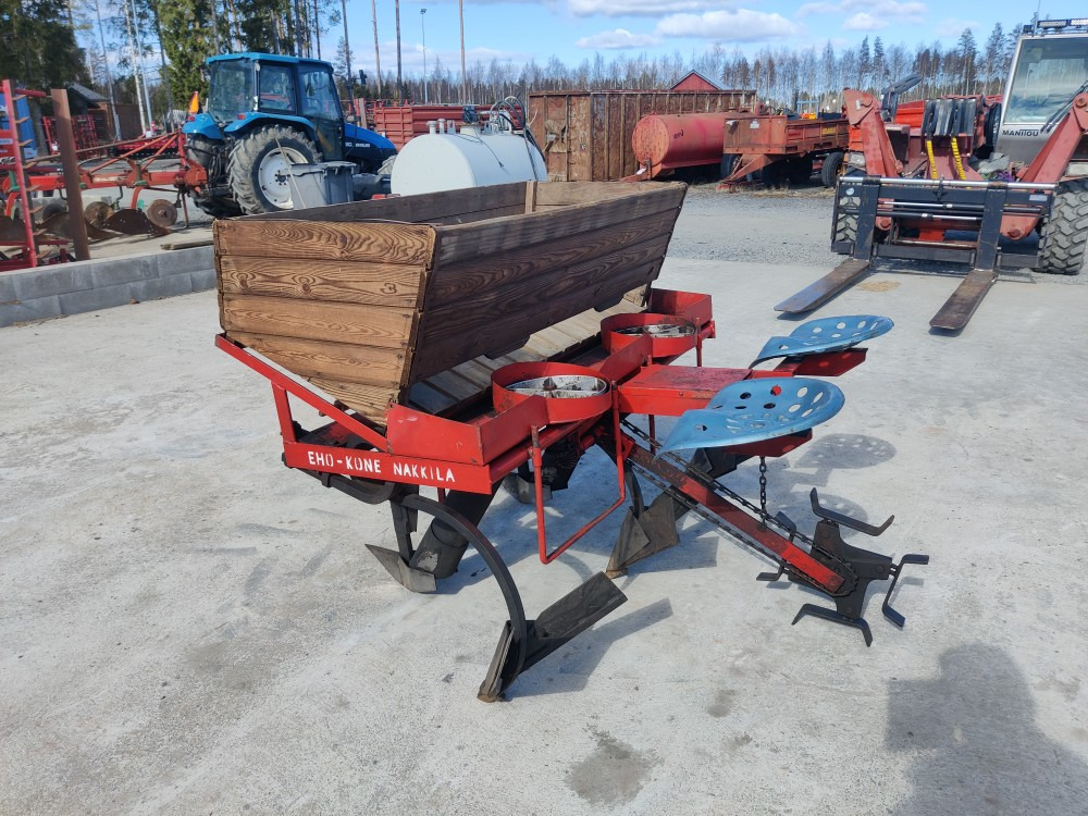 Eho Kone kahden istuttava rulettikone - Aardappelpootmachine: afbeelding 4 Eho Kone kahden istuttava rulettikone - Aardappelpootmachine: afbeelding 4