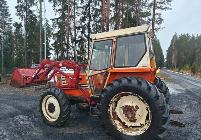 Fiat 780DT etukuormaajalla - Tractor: afbeelding 2 Fiat 780DT etukuormaajalla - Tractor: afbeelding 2