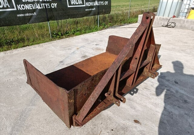 Kuljetuslaatikko 160cm - Bak voor Landbouwmachine: afbeelding 4 Kuljetuslaatikko 160cm - Bak voor Landbouwmachine: afbeelding 4