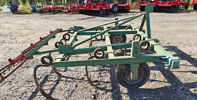 Kultivaattori 10-piikkinen - työleveys 240cm - Cultivator: afbeelding 5 Kultivaattori 10-piikkinen - työleveys 240cm - Cultivator: afbeelding 5