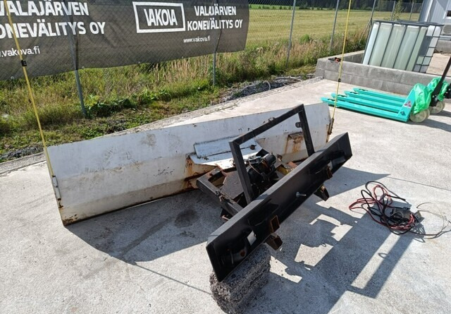 Lumilevy 230cm - vinssillä - Sneeuwschuif voor Landbouwmachine: afbeelding 3 Lumilevy 230cm - vinssillä - Sneeuwschuif voor Landbouwmachine: afbeelding 3