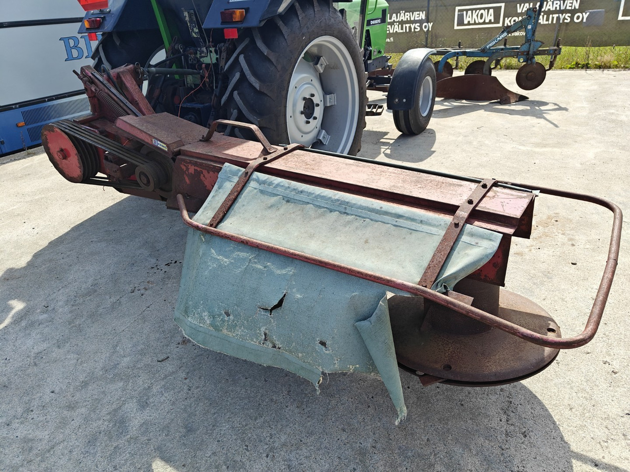 Luoko 165cm lieriöniittokone - hydraulinen - Maaimachine: afbeelding 4 Luoko 165cm lieriöniittokone - hydraulinen - Maaimachine: afbeelding 4