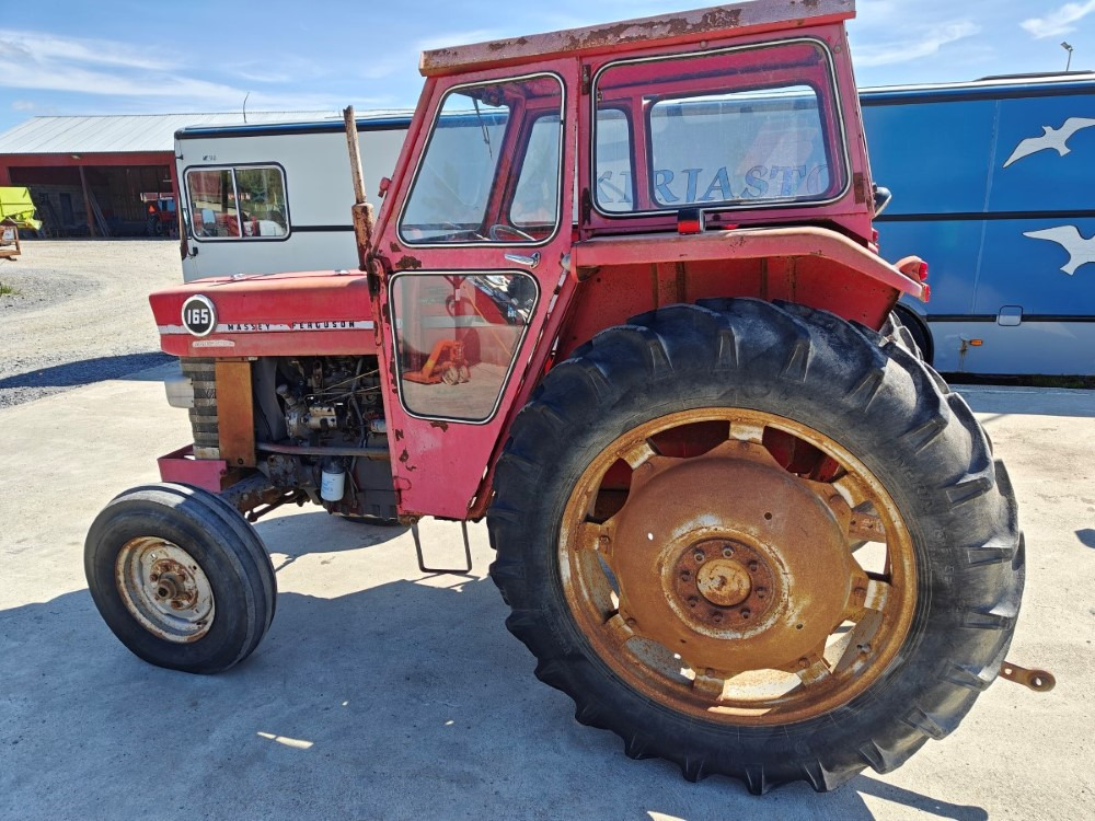 Massey Ferguson 165 Multi Power - Tractor: afbeelding 4 Massey Ferguson 165 Multi Power - Tractor: afbeelding 4