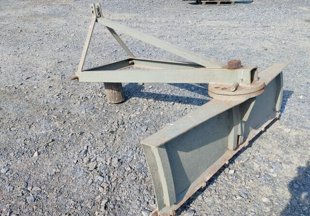 Perälevy 160cm - ympäripyörivä - Blad voor Landbouwmachine: afbeelding 4 Perälevy 160cm - ympäripyörivä - Blad voor Landbouwmachine: afbeelding 4