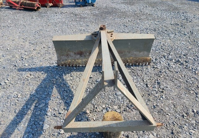 Perälevy 160cm - ympäripyörivä - Blad voor Landbouwmachine: afbeelding 3 Perälevy 160cm - ympäripyörivä - Blad voor Landbouwmachine: afbeelding 3