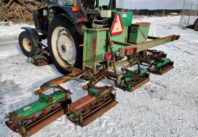 Ransomes kelaleikkuri 465cm hydraulinen, katso video - Klepelmaaier: afbeelding 3 Ransomes kelaleikkuri 465cm hydraulinen, katso video - Klepelmaaier: afbeelding 3