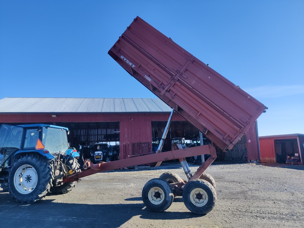 Rysky telikippikärry täyttövaunuvarustuksella - Landbouwkipper: afbeelding 3 Rysky telikippikärry täyttövaunuvarustuksella - Landbouwkipper: afbeelding 3