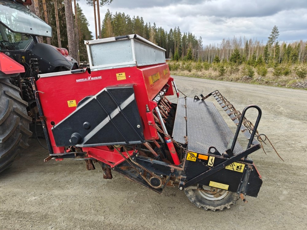 Simulta-Junkkari 3000T - takapyöräkone - kiekkovantaat takana - Zaaicombinatie: afbeelding 2 Simulta-Junkkari 3000T - takapyöräkone - kiekkovantaat takana - Zaaicombinatie: afbeelding 2
