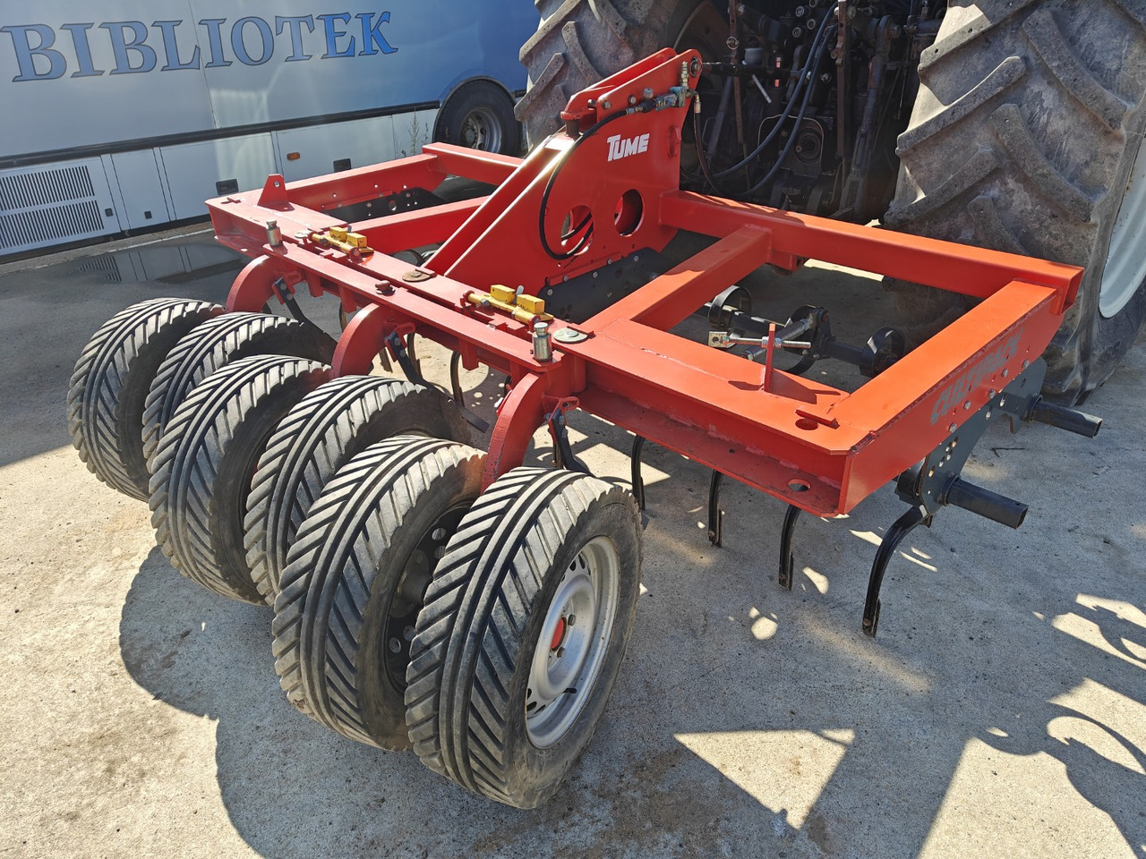 Tume Cultipack 250cm muokkain joustopiikeillä - Cultivator: afbeelding 2 Tume Cultipack 250cm muokkain joustopiikeillä - Cultivator: afbeelding 2