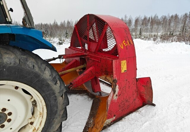 Vepi Suurteholinko - 230cm - VIDEO - Sneeuwschuif voor Landbouwmachine: afbeelding 2 Vepi Suurteholinko - 230cm - VIDEO - Sneeuwschuif voor Landbouwmachine: afbeelding 2
