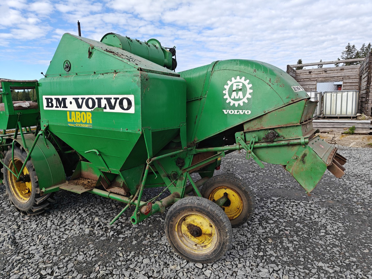 Volvo BM ST257 leikkuupuimuri työleveys 190cm, vaikka koeruutupuimuriksi, katso video! - Maaidorser: afbeelding 5 Volvo BM ST257 leikkuupuimuri työleveys 190cm, vaikka koeruutupuimuriksi, katso video! - Maaidorser: afbeelding 5