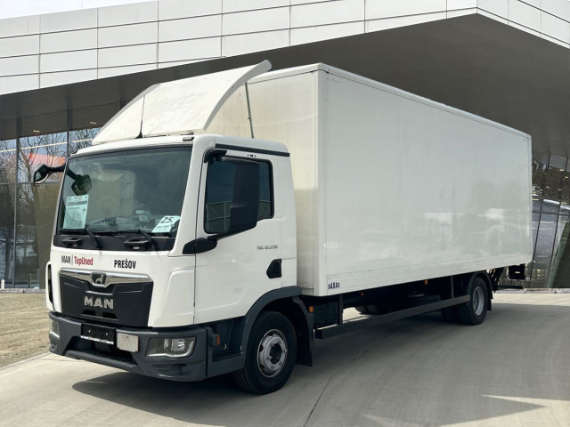 MAN TGL 12.250 4x2 BL CH - Bakwagen: afbeelding 1 MAN TGL 12.250 4x2 BL CH - Bakwagen: afbeelding 1