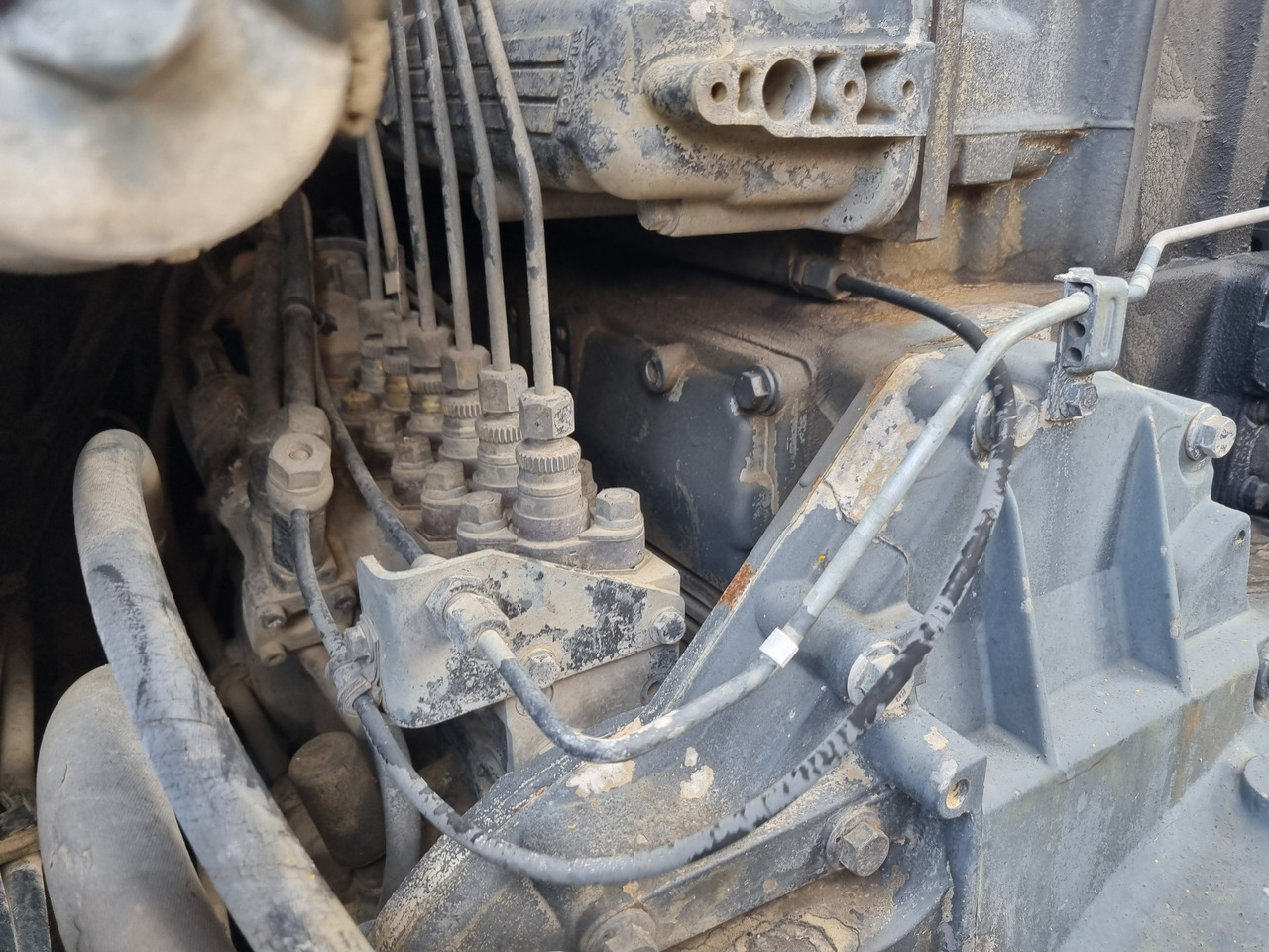 Leasing SCANIA R 124 CB8X4HZ 360 mixer SCANIA R 124 CB8X4HZ 360 mixer: afbeelding 15