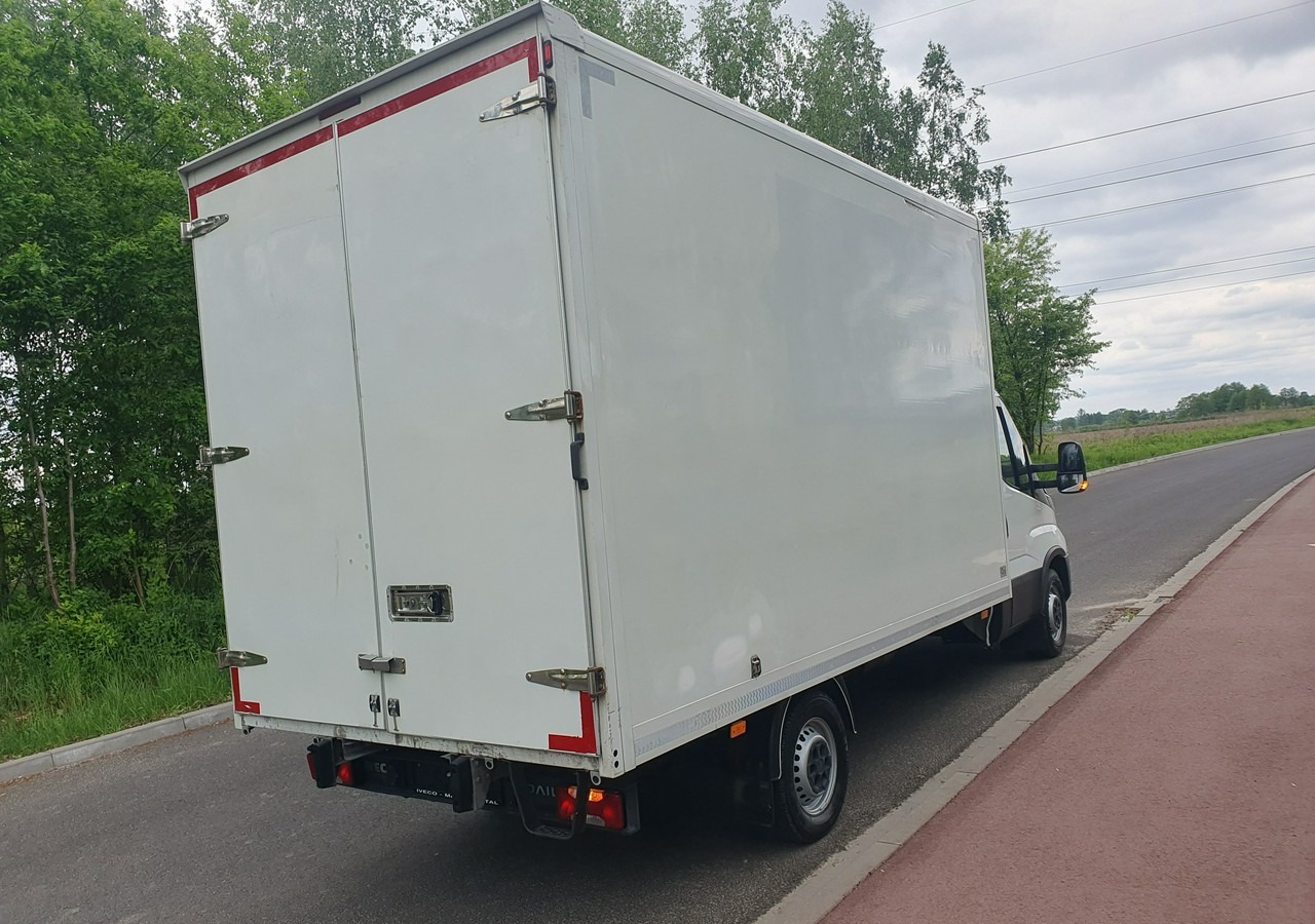 Iveco 35 Daily 35S14 klima * 3 osobowy *nowy rozrząd * - Bestelwagen gesloten laadbak: afbeelding 4 Iveco 35 Daily 35S14 klima * 3 osobowy *nowy rozrząd * - Bestelwagen gesloten laadbak: afbeelding 4