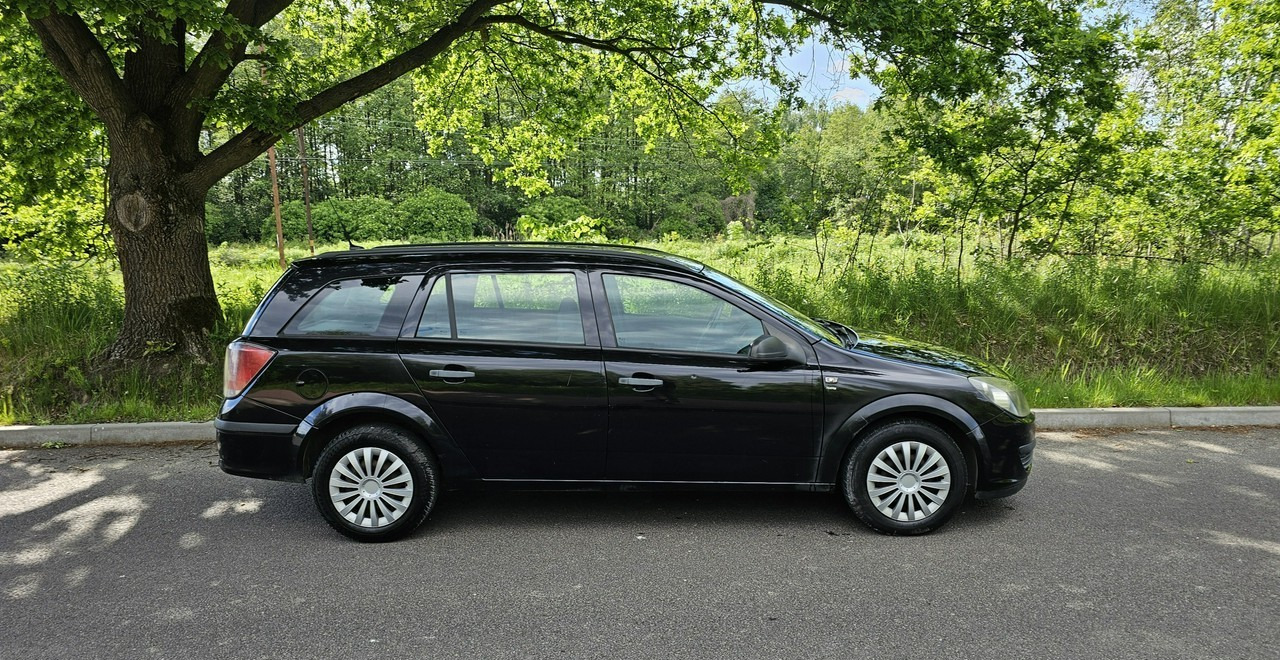 Opel Astra H sprawna * klima* - Personenwagen: afbeelding 4 Opel Astra H sprawna * klima* - Personenwagen: afbeelding 4