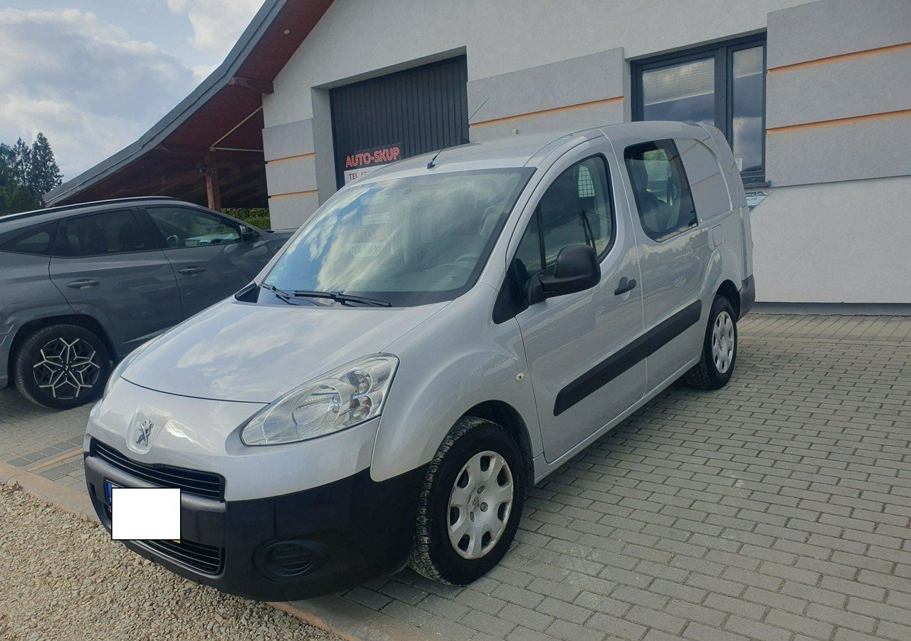 Peugeot Partner II 5 lub 2 osobowy *long * zabudowa gruau* - Personenwagen: afbeelding 2 Peugeot Partner II 5 lub 2 osobowy *long * zabudowa gruau* - Personenwagen: afbeelding 2