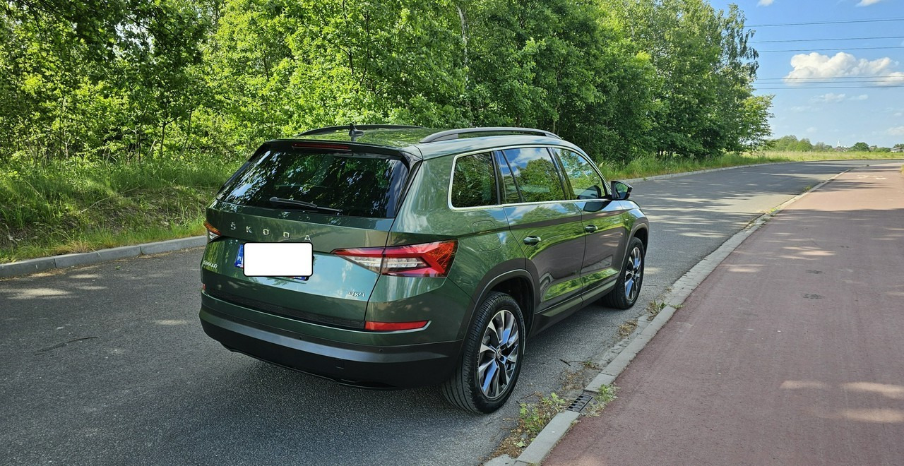 Skoda Kodiaq Skoda Kodiaq Skoda Kodiaq 2.0 tsi 4x4 Wersja Drive na 125 lecie - SUV: afbeelding 4 Skoda Kodiaq Skoda Kodiaq Skoda Kodiaq 2.0 tsi 4x4 Wersja Drive na 125 lecie - SUV: afbeelding 4
