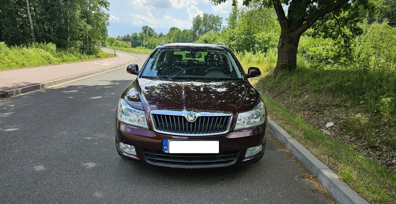 Skoda Octavia II bogate wyposażenie *niski przebieg*FV vat 23%* - Personenwagen: afbeelding 2 Skoda Octavia II bogate wyposażenie *niski przebieg*FV vat 23%* - Personenwagen: afbeelding 2