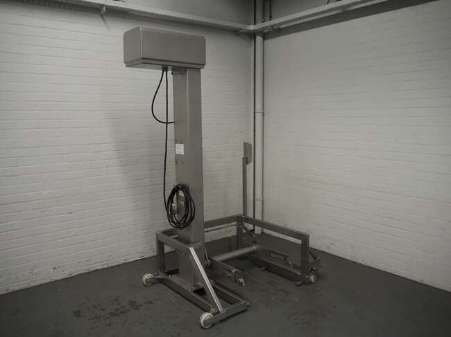 Carsoe mobile lifter HKV200 - Voedselverwerkende machine: afbeelding 1 Carsoe mobile lifter HKV200 - Voedselverwerkende machine: afbeelding 1