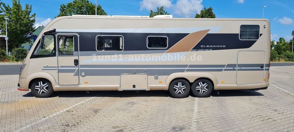 Bürstner Elegance I 910 G Solar/AHK/RFK/Alde/TwinSat/2xTV/Vollausstattung Elegance I 910 G Solar/AHK/RFK/Alde/TwinSat/2xTV/Vollausstattung - Integraal camper: afbeelding 2 Bürstner Elegance I 910 G Solar/AHK/RFK/Alde/TwinSat/2xTV/Vollausstattung Elegance I 910 G Solar/AHK/RFK/Alde/TwinSat/2xTV/Vollausstattung - Integraal camper: afbeelding 2