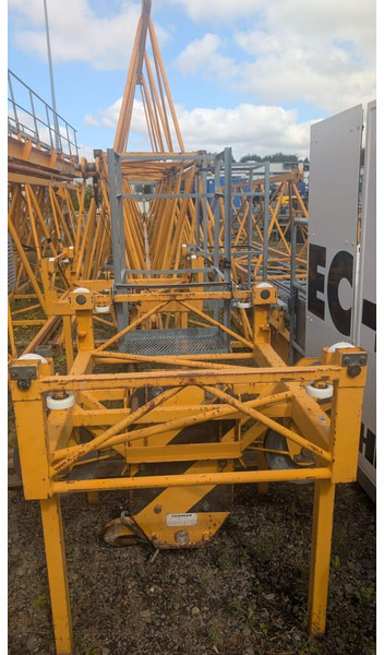 Liebherr 110EC-B 120HC - Torenkraan: afbeelding 1 Liebherr 110EC-B 120HC - Torenkraan: afbeelding 1