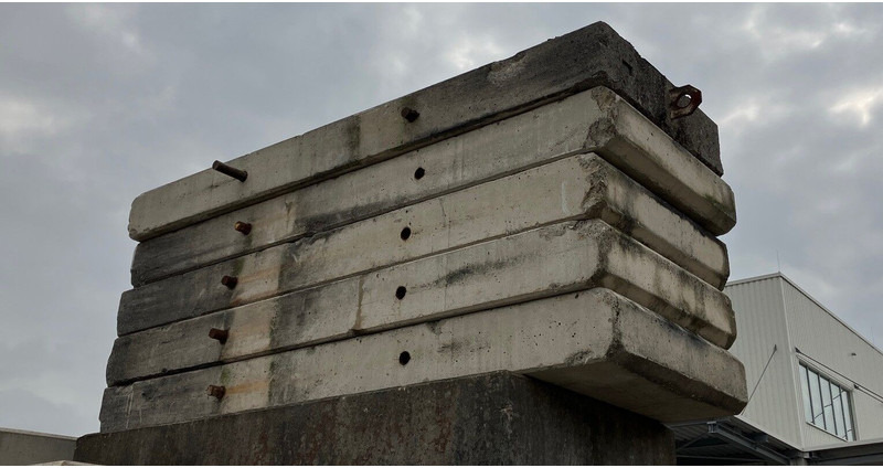 Torenkraan Liebherr 112EC-H8 1995 perfect condition: afbeelding 10 Torenkraan Liebherr 112EC-H8 1995 perfect condition: afbeelding 10