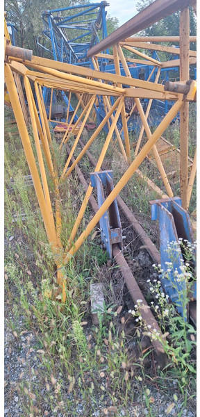 Torenkraan Liebherr 180EC-H 40m jib slewing part / good price: afbeelding 17 Torenkraan Liebherr 180EC-H 40m jib slewing part / good price: afbeelding 17