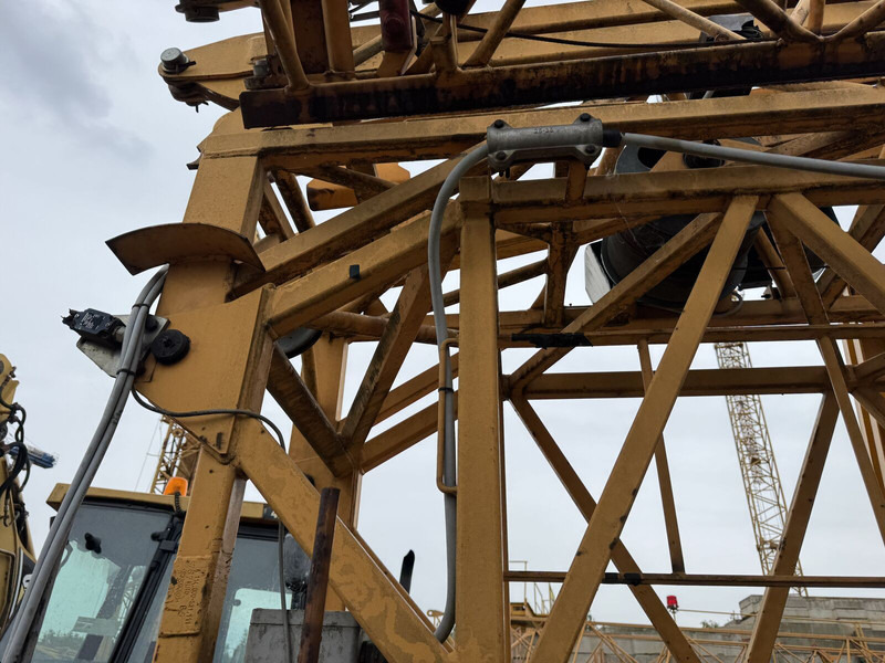 Liebherr 42K.1, 2008 yom - some Works needed - Snelmontagekraan: afbeelding 4 Liebherr 42K.1, 2008 yom - some Works needed - Snelmontagekraan: afbeelding 4