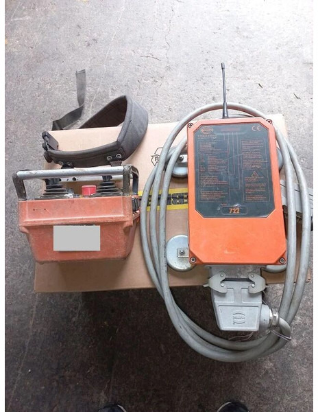 Liebherr HBC radio control 112/132/140/180EC-H - Torenkraan: afbeelding 2 Liebherr HBC radio control 112/132/140/180EC-H - Torenkraan: afbeelding 2