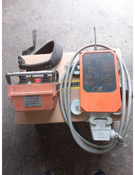 Liebherr HBC radio control 112/132/140/180EC-H - Torenkraan: afbeelding 4 Liebherr HBC radio control 112/132/140/180EC-H - Torenkraan: afbeelding 4