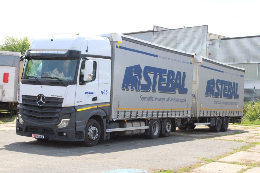 Mercedes-Benz Actros 2542 NAVIGACE + PANAV TVK 18 M (8,20m x 2,4 - Schuifzeilen vrachtwagen, Aanhangwagen met huif: afbeelding 2 Mercedes-Benz Actros 2542 NAVIGACE + PANAV TVK 18 M (8,20m x 2,4 - Schuifzeilen vrachtwagen, Aanhangwagen met huif: afbeelding 2
