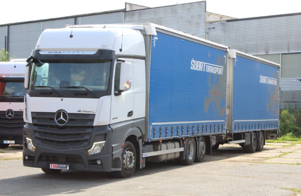 Mercedes-Benz Actros 2542 NAVIGACE + PANAV TVK 18 M (8,20m x 2,4 - Schuifzeilen vrachtwagen, Aanhangwagen met huif: afbeelding 4 Mercedes-Benz Actros 2542 NAVIGACE + PANAV TVK 18 M (8,20m x 2,4 - Schuifzeilen vrachtwagen, Aanhangwagen met huif: afbeelding 4