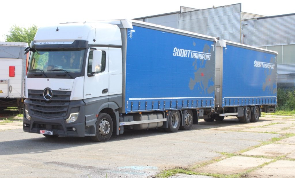 Mercedes-Benz Actros 2542 NAVIGACE + PANAV TVK 18 M (8,20m x 2,4 - Schuifzeilen vrachtwagen, Aanhangwagen met huif: afbeelding 3 Mercedes-Benz Actros 2542 NAVIGACE + PANAV TVK 18 M (8,20m x 2,4 - Schuifzeilen vrachtwagen, Aanhangwagen met huif: afbeelding 3