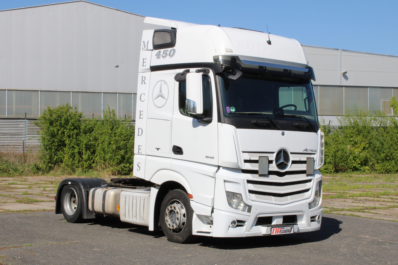 Mercedes-Benz Actros 1845 - Trekker: afbeelding 1 Mercedes-Benz Actros 1845 - Trekker: afbeelding 1