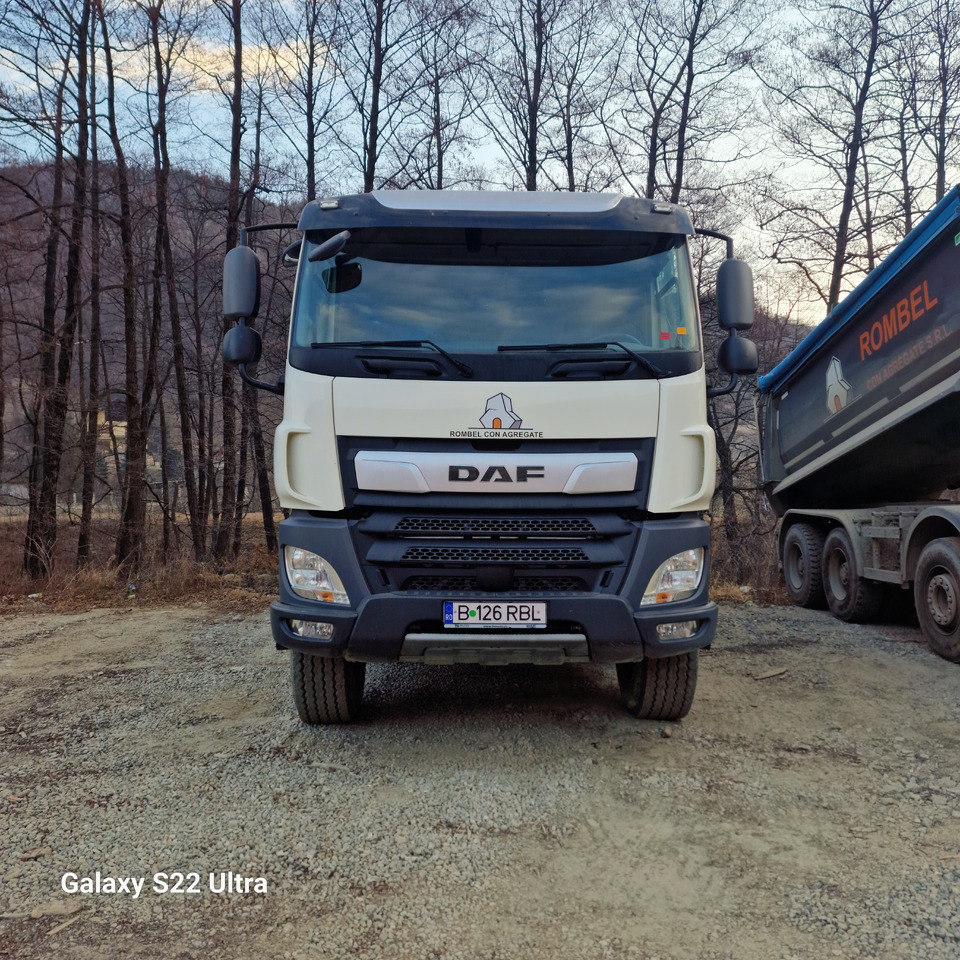 DAF CF 450 FAD - Kipper vrachtwagen: afbeelding 2 DAF CF 450 FAD - Kipper vrachtwagen: afbeelding 2