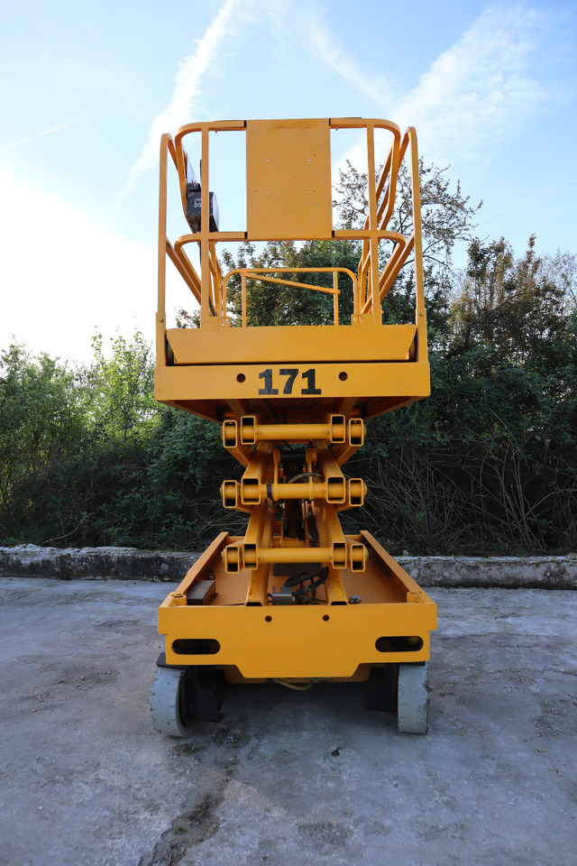 HAULOTTE Compact 10 - Schaarlift: afbeelding 4 HAULOTTE Compact 10 - Schaarlift: afbeelding 4