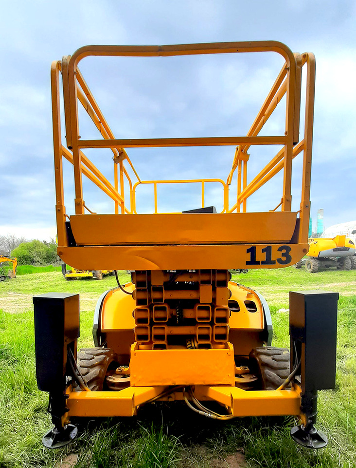 HAULOTTE Compact 12 DX - Schaarlift: afbeelding 5 HAULOTTE Compact 12 DX - Schaarlift: afbeelding 5