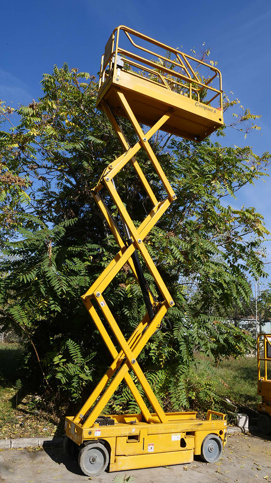 HAULOTTE Compact 8 - Schaarlift: afbeelding 2 HAULOTTE Compact 8 - Schaarlift: afbeelding 2