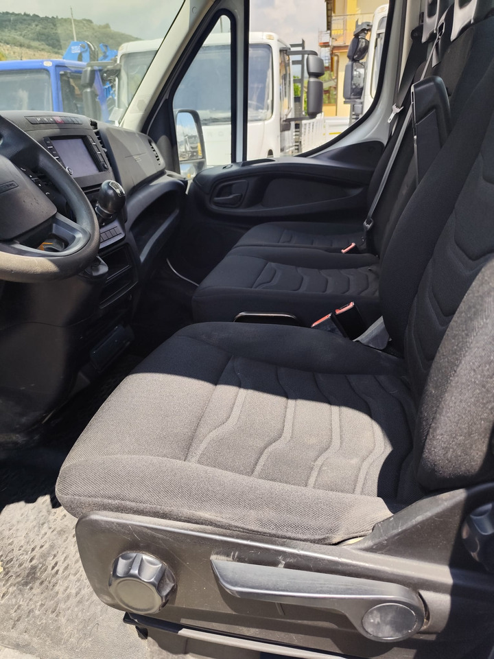 IVECO DAILY 35-130 - Kipper bestelwagen: afbeelding 4 IVECO DAILY 35-130 - Kipper bestelwagen: afbeelding 4