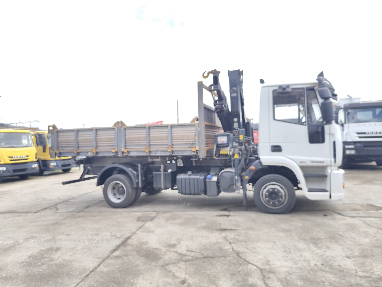 Kraanwagen IVECO EUROCARGO 120E28: afbeelding 23