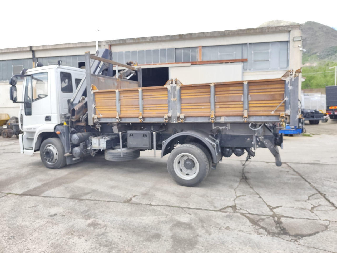 Kraanwagen IVECO EUROCARGO 120E28: afbeelding 13