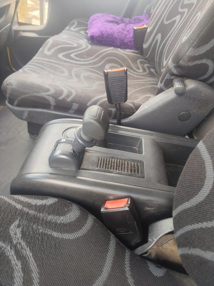 IVECO EUROCARGO 120E28P - Chassis vrachtwagen: afbeelding 3 IVECO EUROCARGO 120E28P - Chassis vrachtwagen: afbeelding 3