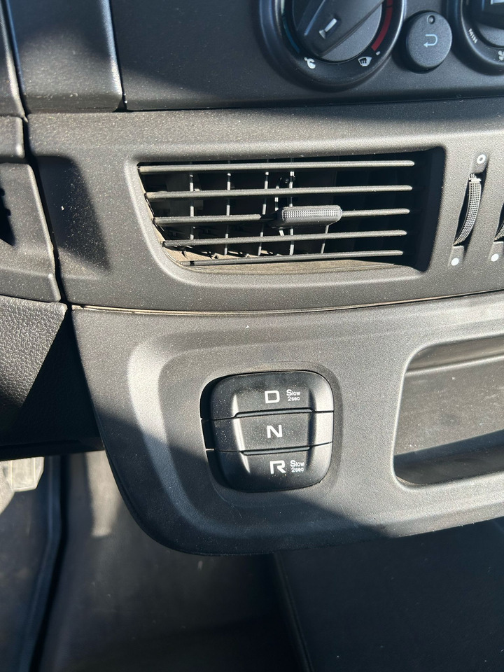 IVECO EUROCARGO 140-250 - Kraanwagen, Kipper vrachtwagen: afbeelding 4 IVECO EUROCARGO 140-250 - Kraanwagen, Kipper vrachtwagen: afbeelding 4